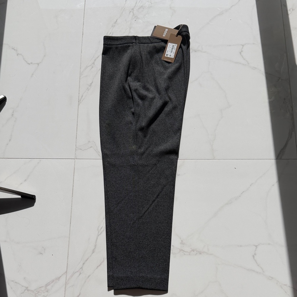 Woman’s Boss Dark Gray Knit Pants